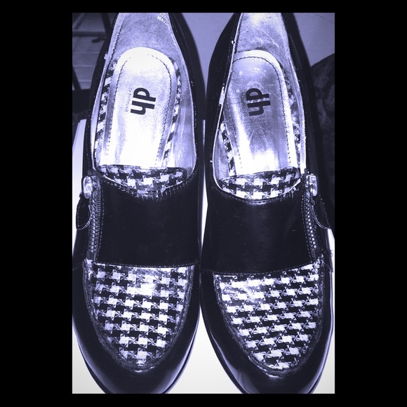 Dollhouse Checkered Loafer Heels - Size 7.5. - Picture 1 of 3